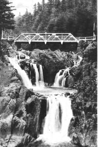 Vintage postcard of Split Rock Falls.