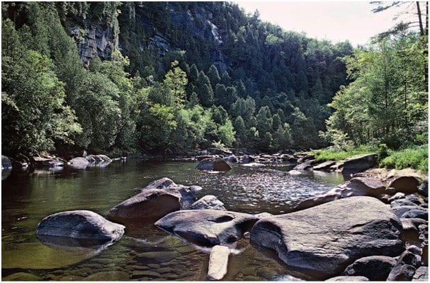 blueledge Raft trips go through the Hudson River Gorge. Photo copyright by Carl Heilman II.