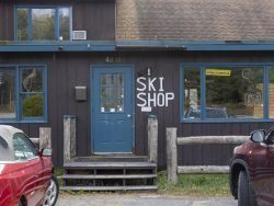 cascade ski shop