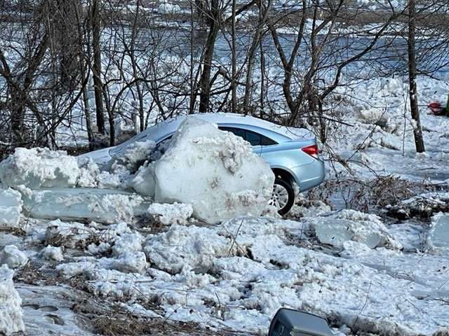 au sable forks ice jam frozen car