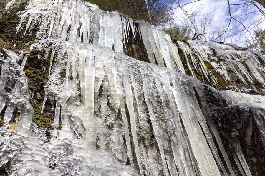 Icy cliffs in the Split Rock Wild Forest