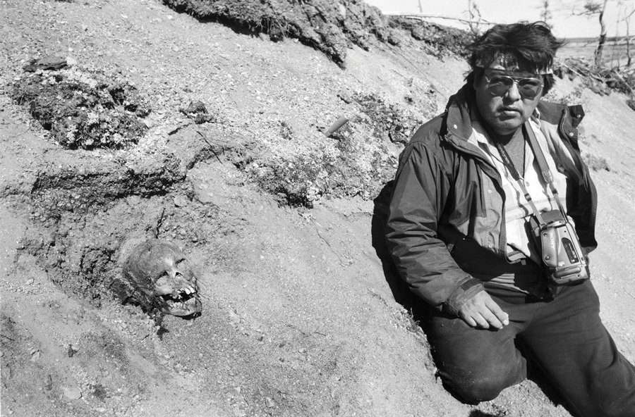 innu man at ancestral burial site