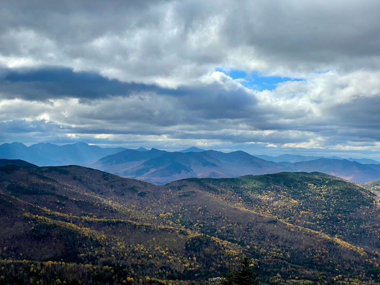 High Peaks to the south of Saddleback.