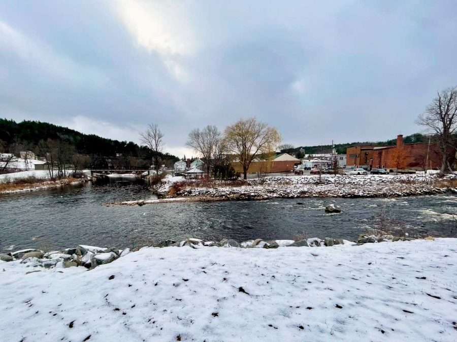  The confluence of the Ausable River in Au Sable Forks, with the East Branch on the left and West Branch on the right.
