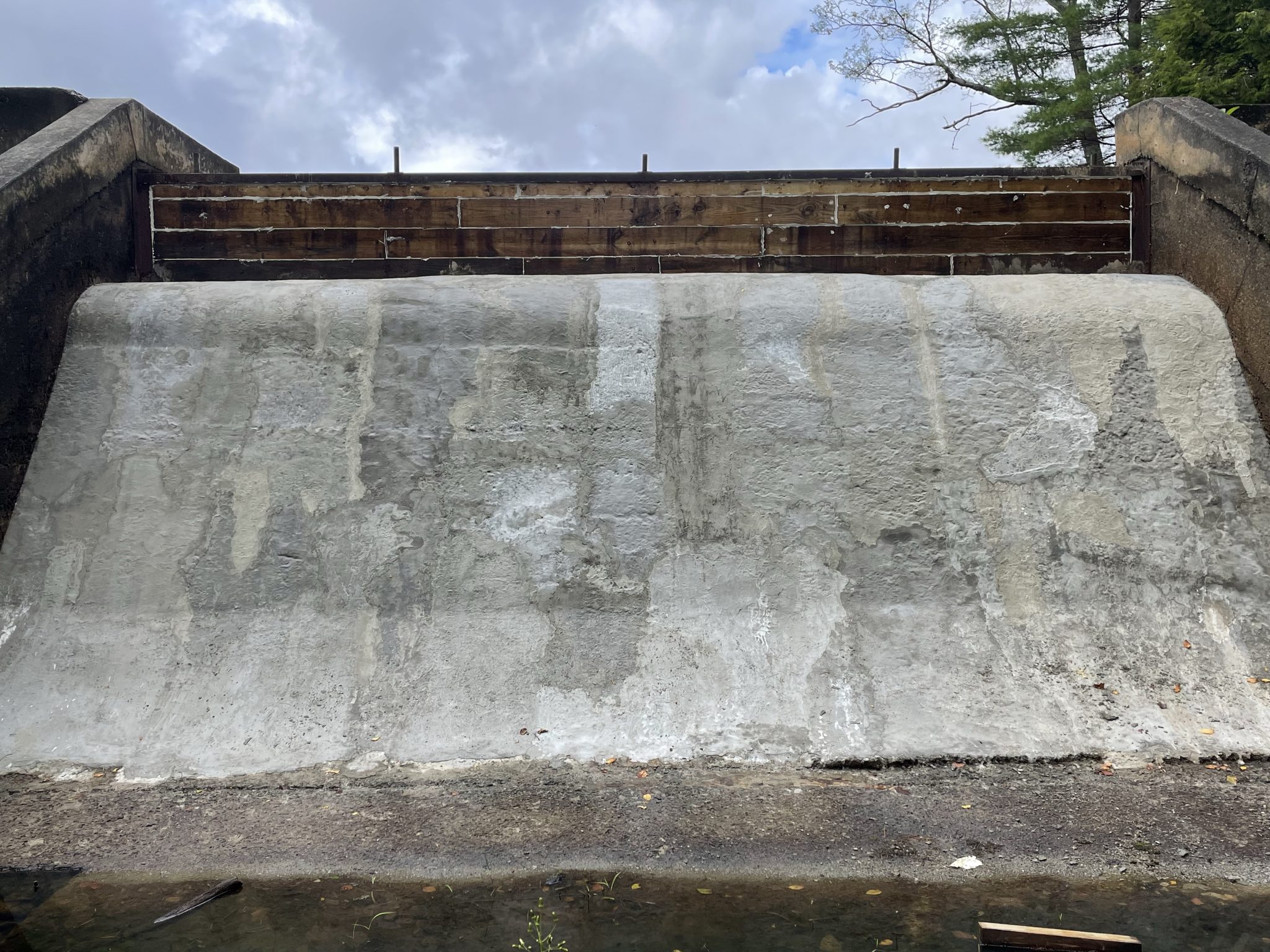 edgecomb pond dam spillway