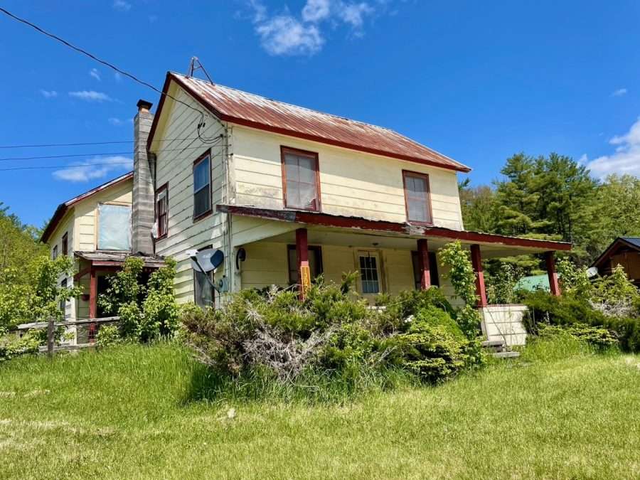 old boarded up house