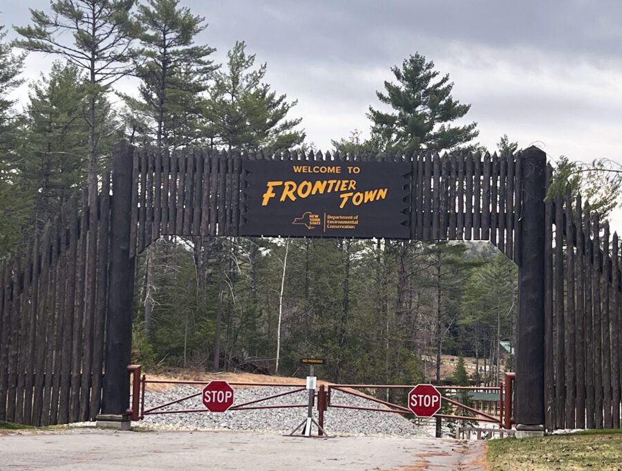 gate to Frontier Town Campground