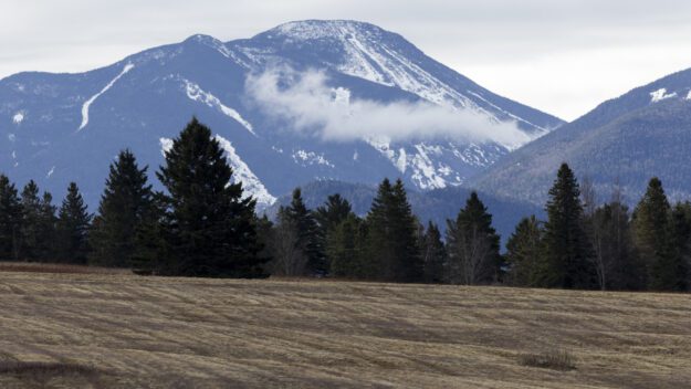 high peaks in mud season