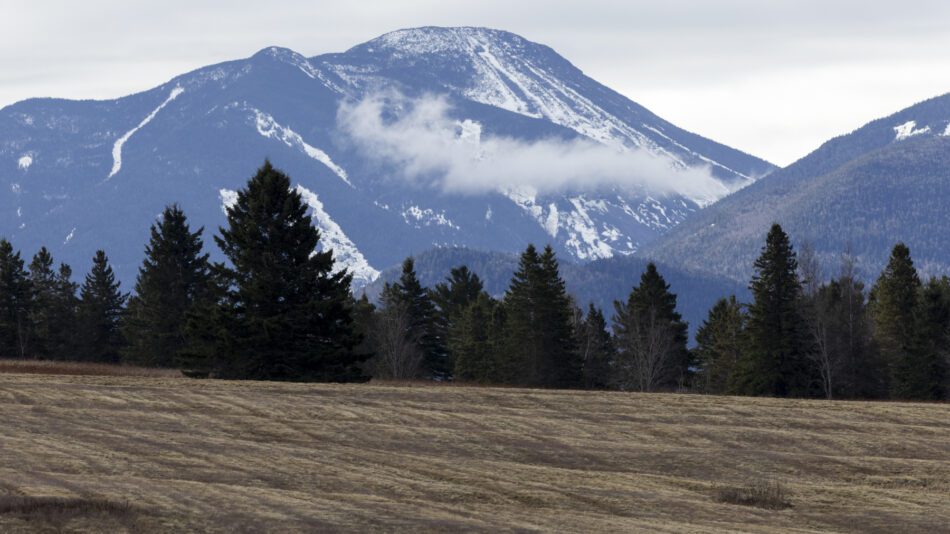high peaks in mud season
