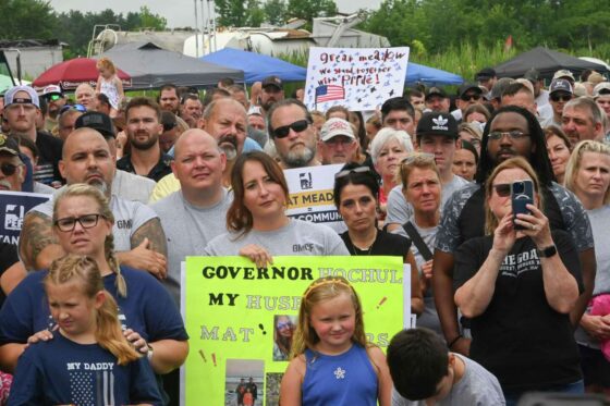 Hundreds rally to save Adirondack-area prison
