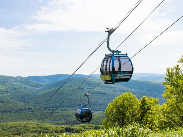 Gondola cars at Belleayre in the summer